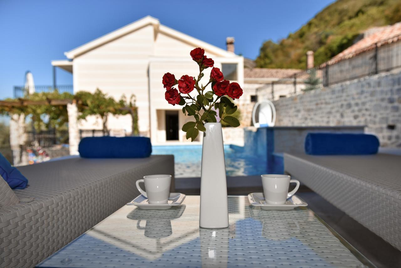 Villa Dub Kotor Luaran gambar